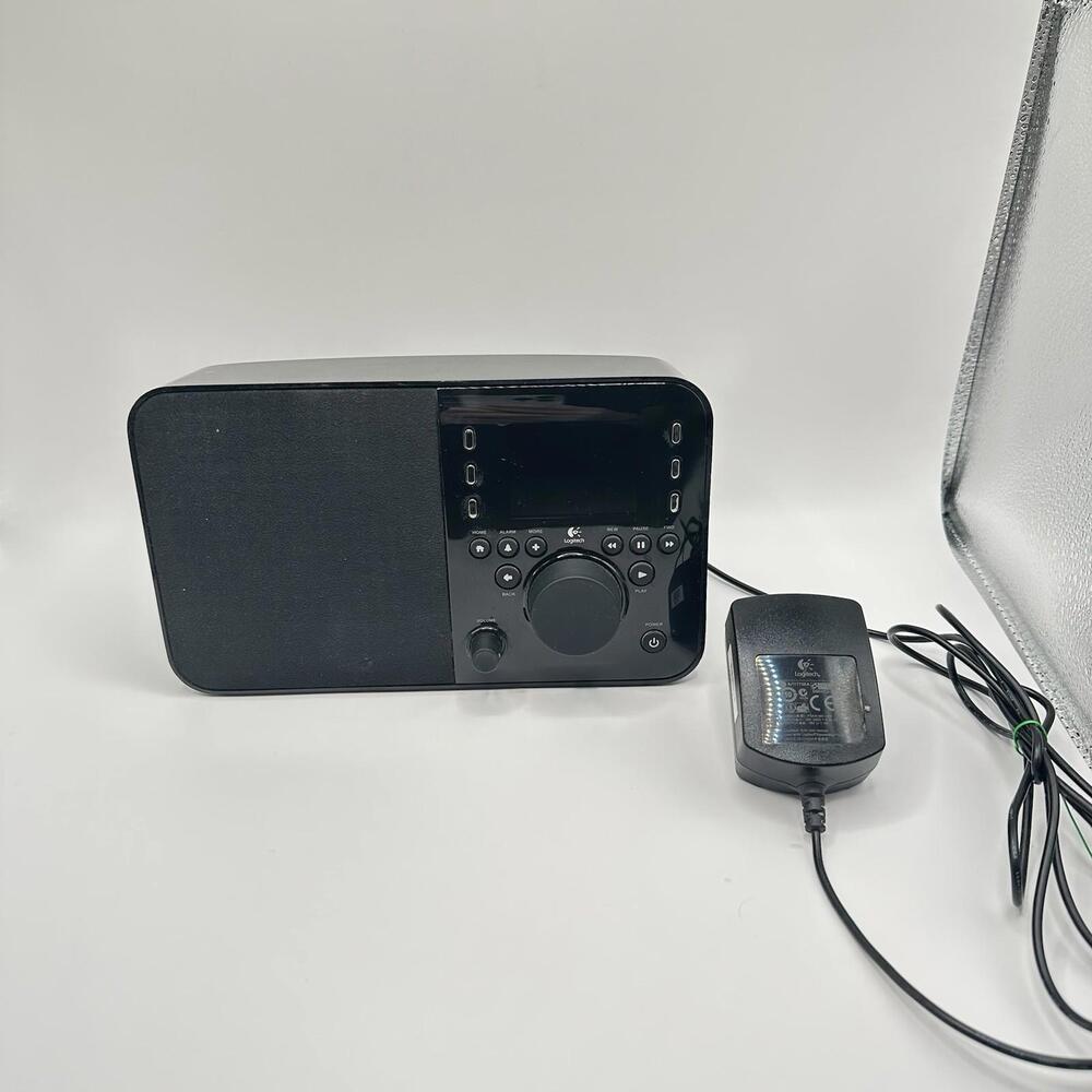 Logitech Squeezebox X-R0001 Smart WiFi Radio with AC Adapter, Tested & Working